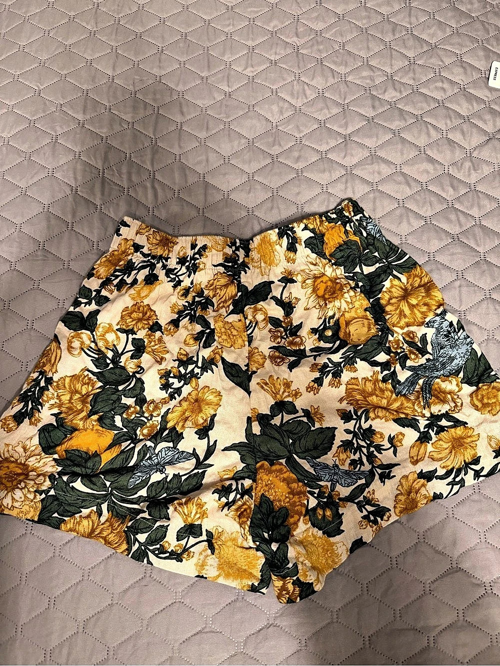 Abercrombie Floral High-Waist Shorts in Yellow & Green Size Medium